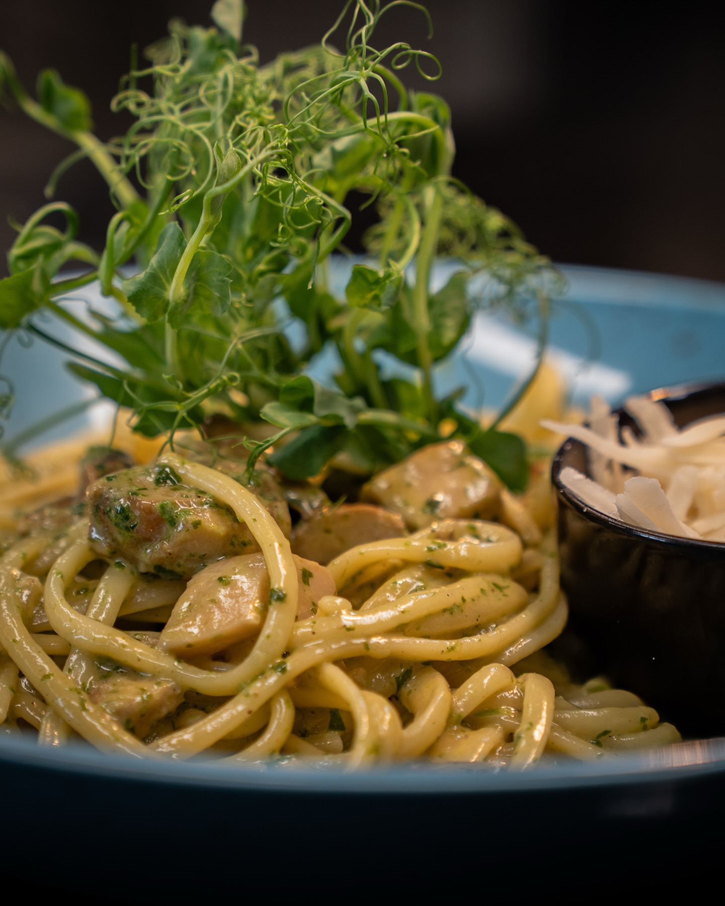 Bärlauch-Steinpilz-Pasta aus unserer aktuellen Tageskarte! 🍝🍄‍🟫

#food #pasta #foodlover #tasty #noodles9#food, #pasta, #foodlover, #tasty, #noodles