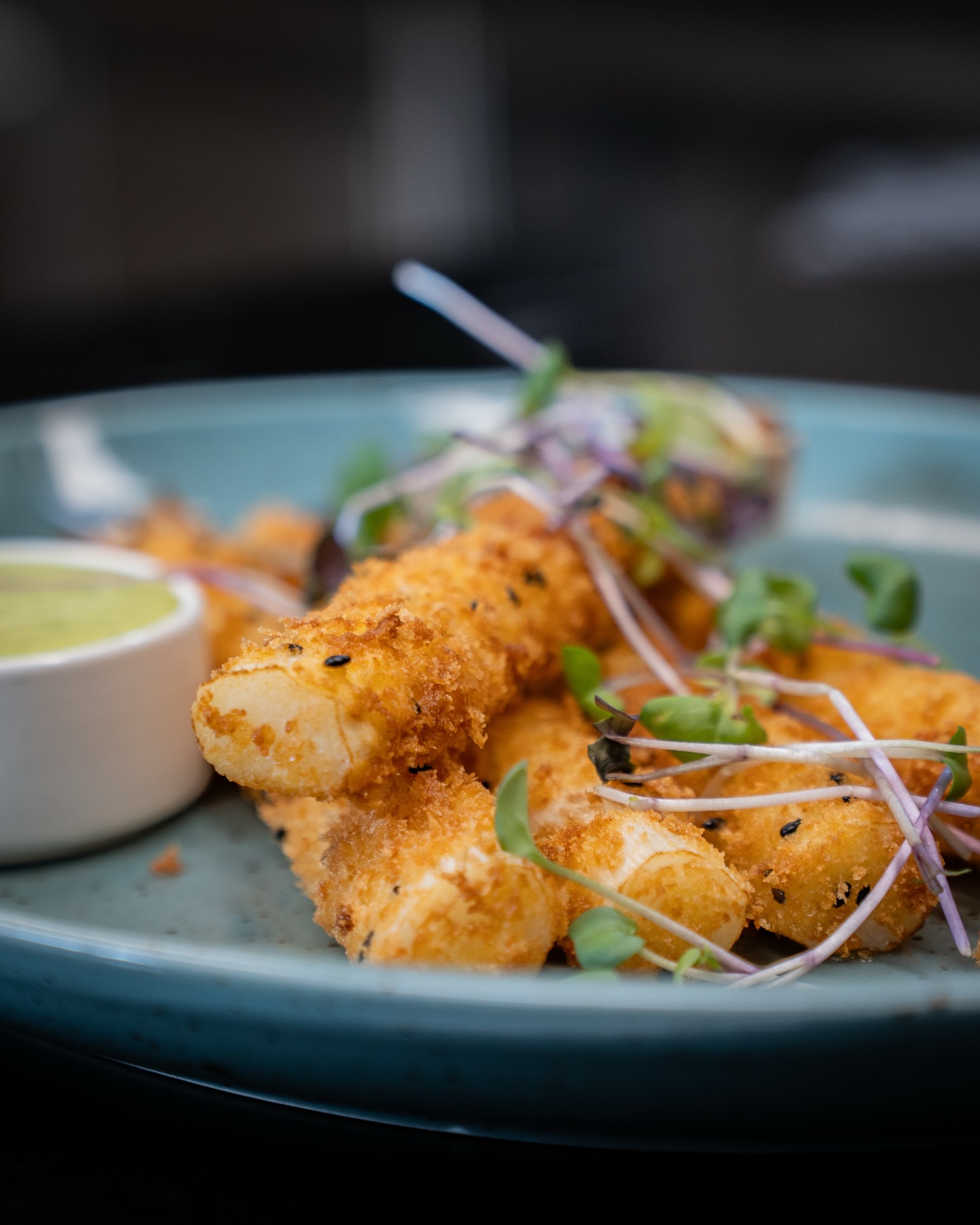 Gebackener weißer Spargel mit Bärlauch Aioli aus unserer aktuellen Tageskarte! 🤤

#b3 #wattens #restaurant #menü #spargel7#b3, #wattens, #restaurant, #menü, #spargel