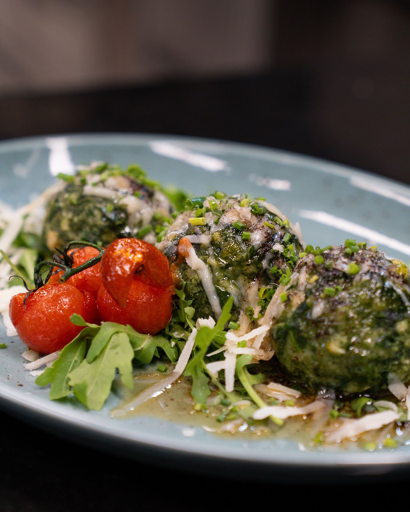 Hausgemachte Spinatknödel mit brauner Butter und Parmesan aus unserer aktuellen Tageskarte! 🌱🧀#b3 #wattens #restaurant #bar #lounge #food #foodlover #drinks #beer #wine #party #events #catering #foodporn #instafood #dinner #breakfast #lunch #delicious #yummy #coffee #cafe #tasty #cocktails #homemade #gastro #gastronomie #tirol #menü18#b3, #wattens, #restaurant, #bar, #lounge, #food, #foodlover, #drinks, #beer, #wine, #party, #events, #catering, #foodporn, #instafood, #dinner, #breakfast, #lunch, #delicious, #yummy, #coffee, #cafe, #tasty, #cocktails, #homemade, #gastro, #gastronomie, #tirol, #menü