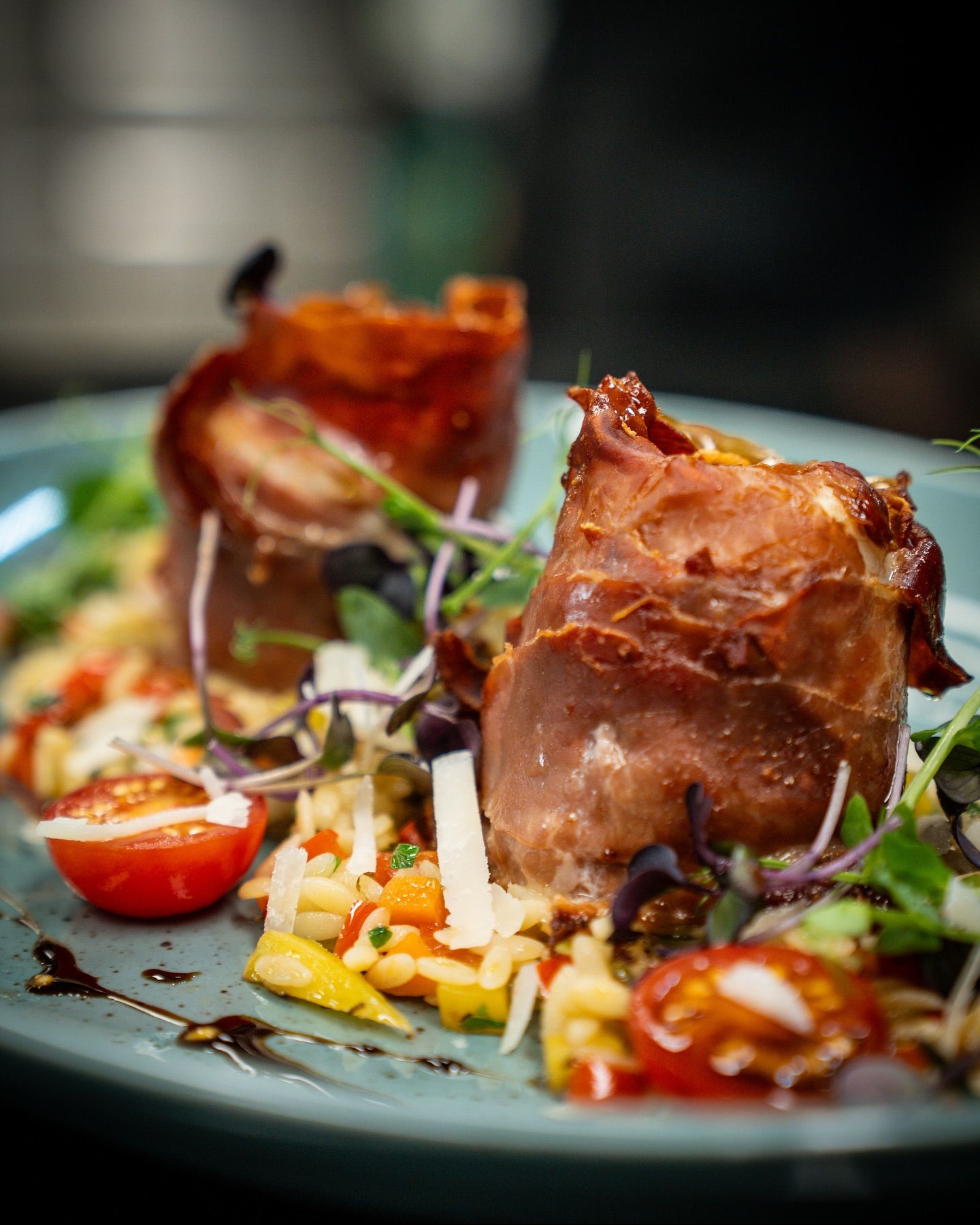 Saltimbocca von der Seezunge auf mediterranem Risoni! 🐟🍚#b3 #wattens #restaurant #bar #lounge #food #foodlover #drinks #beer #wine #party #events #catering #foodporn #instafood #dinner #breakfast #lunch #delicious #yummy #coffee #cafe #tasty #cocktails #homemade #gastro #gastronomie #tirol #menü21#b3, #wattens, #restaurant, #bar, #lounge, #food, #foodlover, #drinks, #beer, #wine, #party, #events, #catering, #foodporn, #instafood, #dinner, #breakfast, #lunch, #delicious, #yummy, #coffee, #cafe, #tasty, #cocktails, #homemade, #gastro, #gastronomie, #tirol, #menü