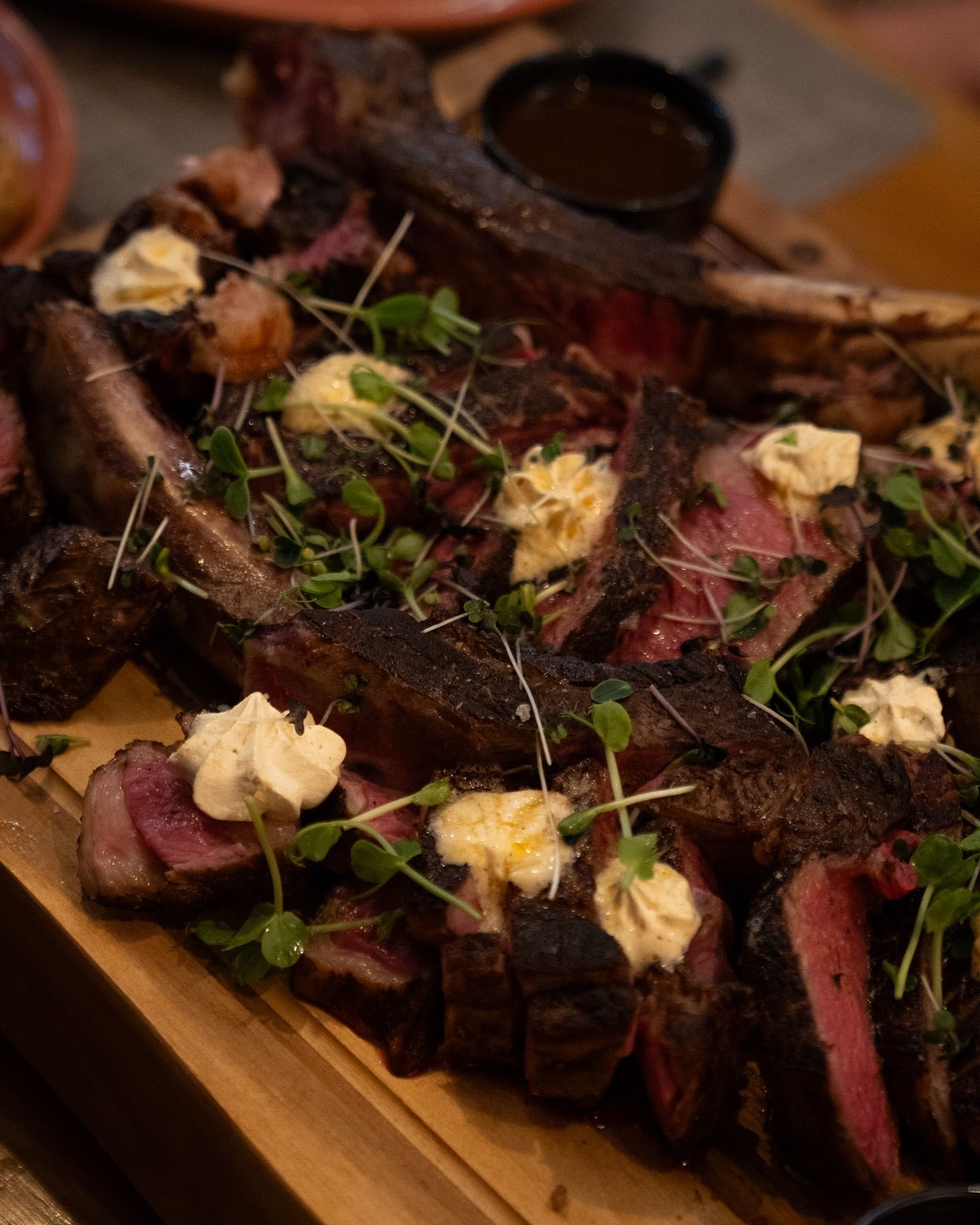 Tomahawk Steak 🥩 Auf Vorbestellung bei uns erhältlich! ✨#b3 #wattens #restaurant #bar #lounge #food #foodlover #drinks #beer #wine #party #events #catering #foodporn #instafood #dinner #breakfast #lunch #delicious #yummy #coffee #cafe #tasty #cocktails #homemade #gastro #gastronomie #tirol #menü33#b3, #wattens, #restaurant, #bar, #lounge, #food, #foodlover, #drinks, #beer, #wine, #party, #events, #catering, #foodporn, #instafood, #dinner, #breakfast, #lunch, #delicious, #yummy, #coffee, #cafe, #tasty, #cocktails, #homemade, #gastro, #gastronomie, #tirol, #menü